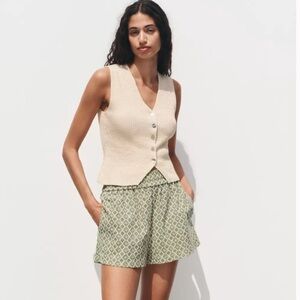 Zara Cream Ribbed Button-Up sweater Vest size small